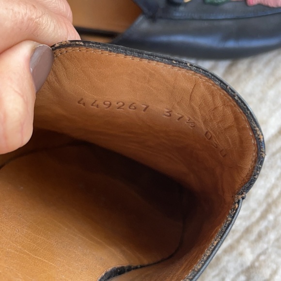 Authentic Gucci floral slides. 37.5 - Picture 4 of 6